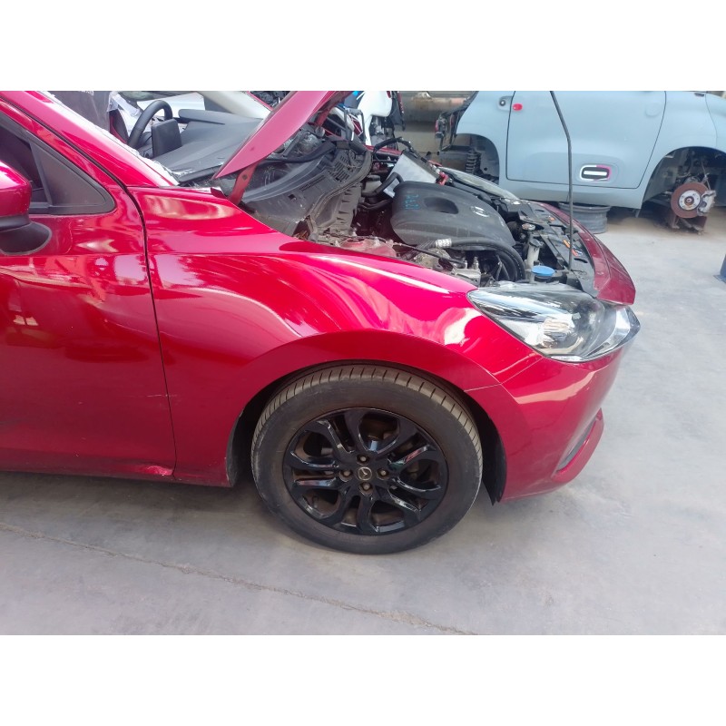 Recambio de aleta delantera derecha para mazda 2 hatchback (dl, dj) 1.5 skyactiv-g referencia OEM IAM   