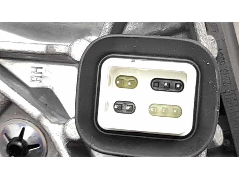 Recambio de piloto trasero izquierdo para maserati grecale gt mild hybrid q4 referencia OEM IAM 03895000 670157332 