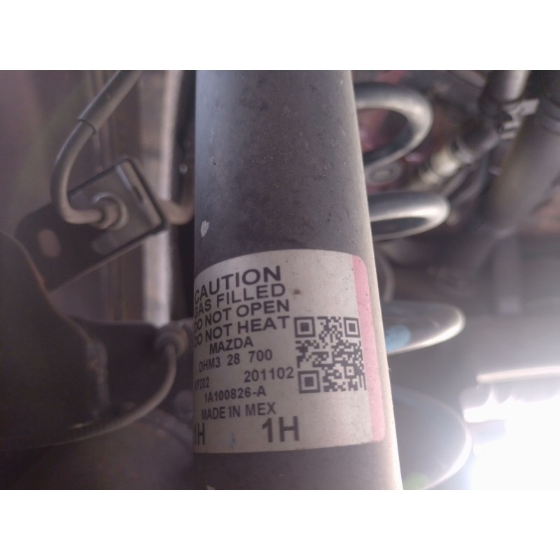 Recambio de amortiguador trasero izquierdo para mazda 2 hatchback (dl, dj) 1.5 skyactiv-g referencia OEM IAM   