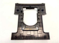 Recambio de moldura para land rover discovery 4 tdv6 se referencia OEM IAM CH22045H92   2