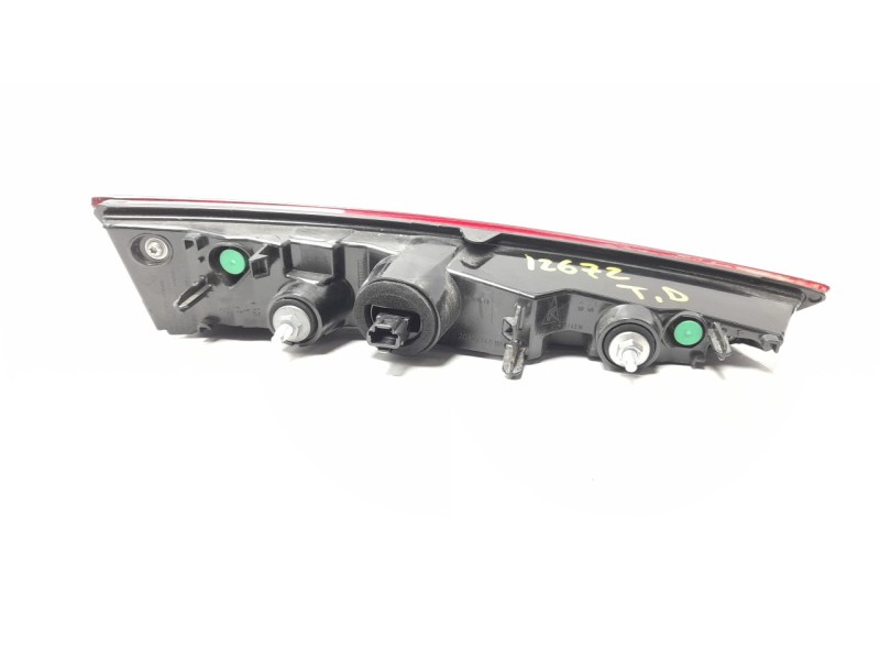 Recambio de piloto trasero derecho interior para renault captur ii (hf_) 1.0 tce 90 eco-g (hfm6) referencia OEM IAM  265501234R 