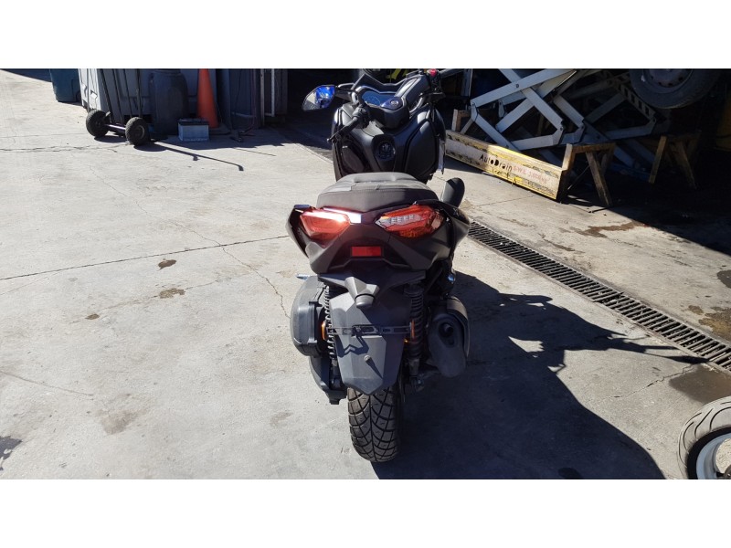 yamaha x-max 300 del año 2018