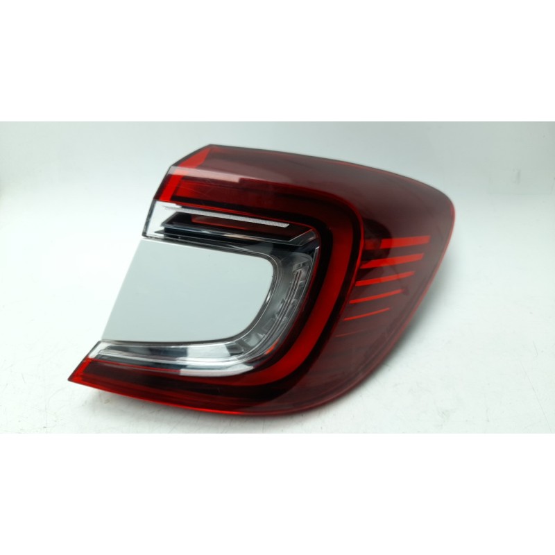 Recambio de piloto trasero derecho para renault captur ii (hf_) 1.0 tce 90 eco-g (hfm6) referencia OEM IAM  265504427R 