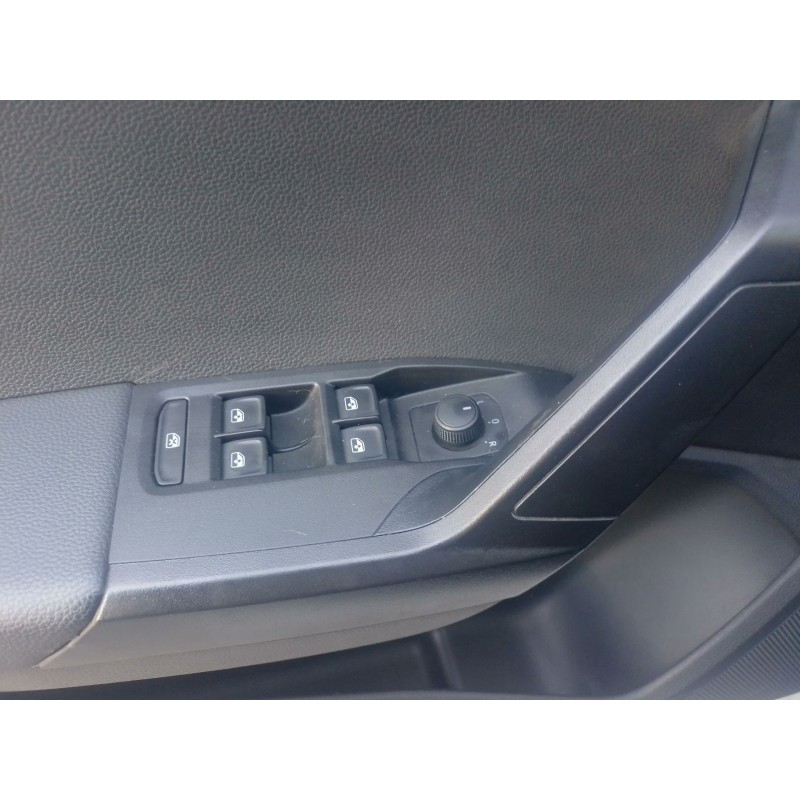 Recambio de mando elevalunas delantero izquierdo para seat ibiza v (kj1, kjg) 1.0 mpi referencia OEM IAM   