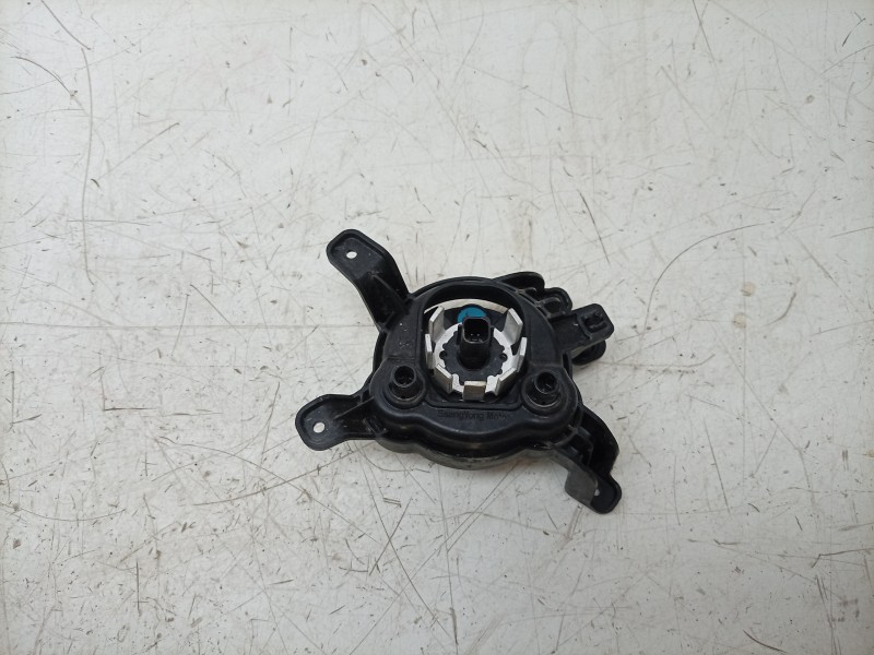Recambio de faro antiniebla izquierdo para kg mobility rexton referencia OEM IAM  MDE1335901 
