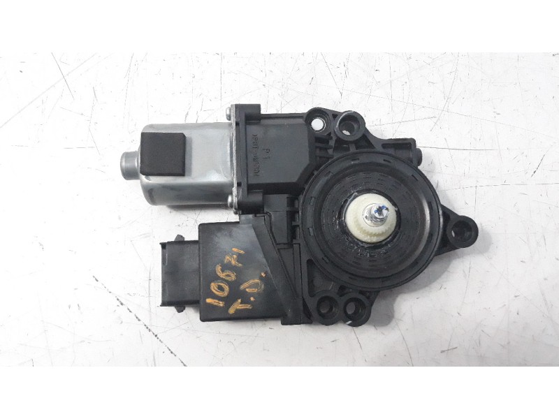 Recambio de motor elevalunas trasero derecho para hyundai i30 (gd) 1.6 gdi cat referencia OEM IAM 83460A6010  
