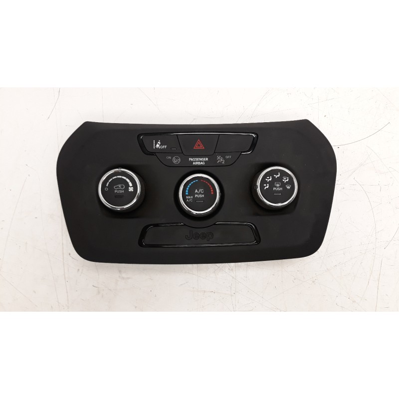 Recambio de mando calefaccion / aire acondicionado para jeep renegade 1.0 t-gdi cat referencia OEM IAM 735693929  