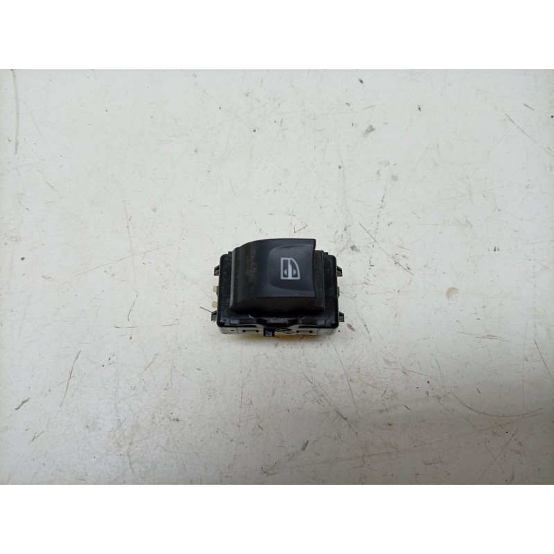 Recambio de mando elevalunas delantero derecho para renault captur i (j5_, h5_) 0.9 tce 90 referencia OEM IAM  254218614R EWSRE0