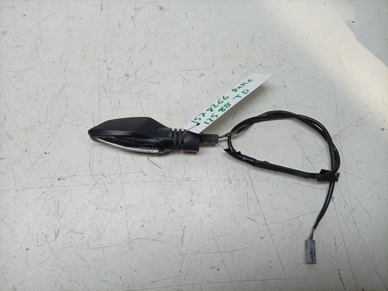 Recambio de piloto trasero derecho para ktm duke 125 duke referencia OEM IAM  90514036100 
