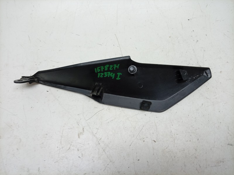 Recambio de moldura para honda cb 1000 sp referencia OEM IAM  83711MLLD00 