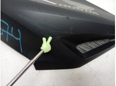 Recambio de moldura para honda cb 1000 sp referencia OEM IAM  64331MLLD000  2