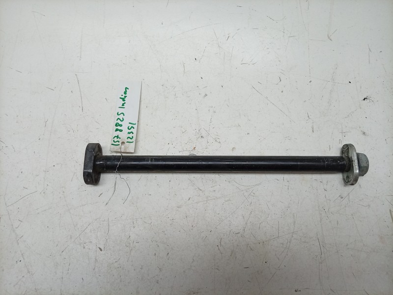 Recambio de eje trasero para indian springfield springfield dark horse (t) referencia OEM IAM  5916588 