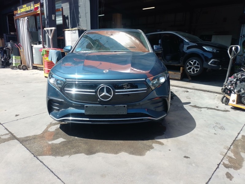 mercedes-benz eqa (h243) del año 2023