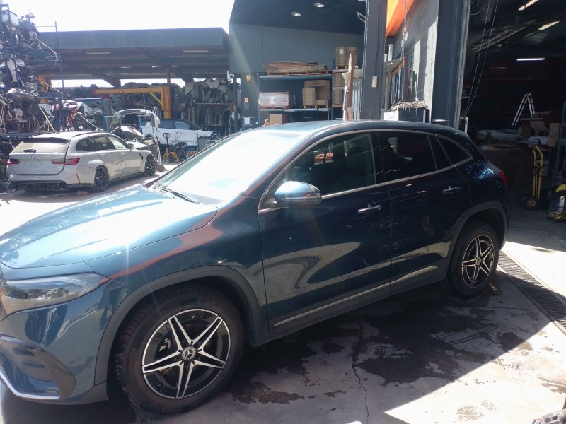 mercedes-benz eqa (h243) del año 2023