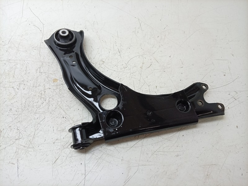 Recambio de brazo suspension inferior delantero derecho para seat ibiza v (kj1, kjg) 1.0 tsi referencia OEM IAM  2Q0498151 