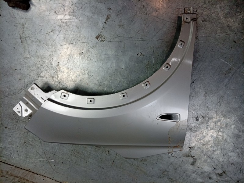 Recambio de aleta delantera derecha para opel crossland x / crossland (p17, p2qo) 1.2 (75) referencia OEM IAM  39018600 