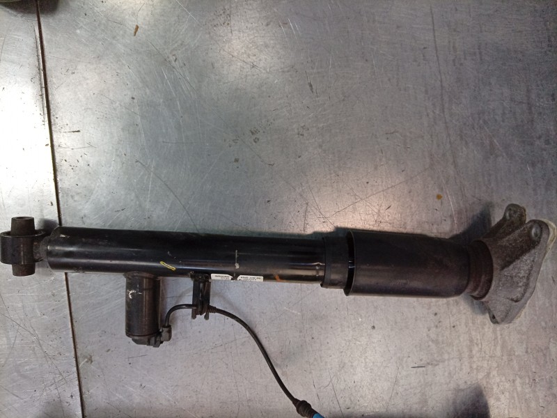 Recambio de amortiguador trasero derecho para bmw 3 (f30, f80) 340 i xdrive referencia OEM IAM 37126874514 37126874514 