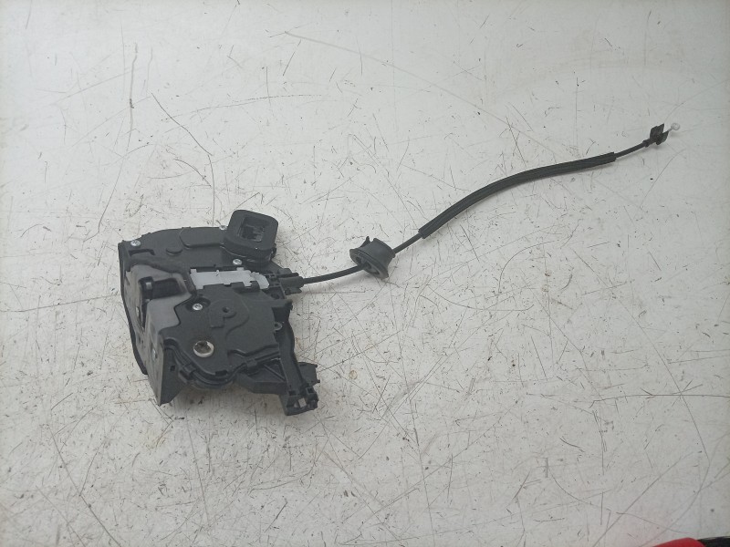 Recambio de cerradura puerta trasera izquierda para seat arona (kj7, kjp) 1.0 tsi referencia OEM IAM  10A839015 DLF990037HQ