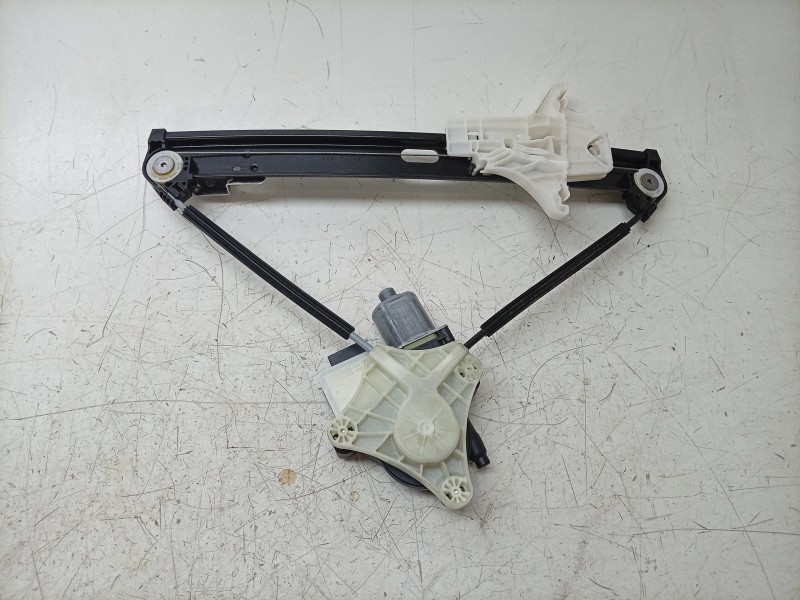 Recambio de elevalunas trasero derecho para seat arona (kj7, kjp) 1.0 tsi referencia OEM IAM  6F0839462C 