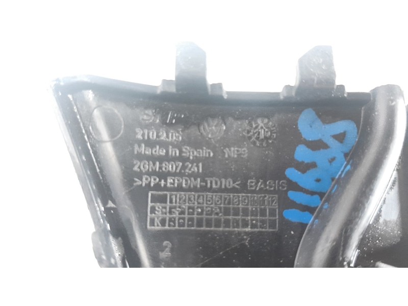 Recambio de molduras delanteras para volkswagen t-cross 1.0 tsi referencia OEM IAM 2GM807241  