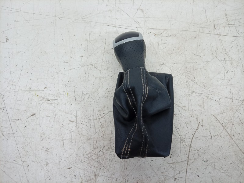 Recambio de pomo palanca cambio para audi q3 sportback (f3n) 35 tdi referencia OEM IAM  83B713139C 