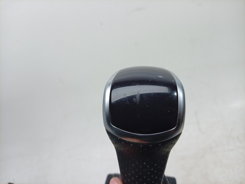 Recambio de pomo palanca cambio para audi q3 sportback (f3n) 35 tdi referencia OEM IAM  83B713139C 
