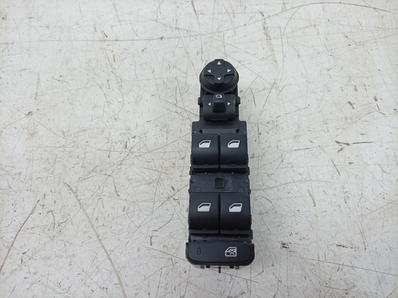 Recambio de mando elevalunas delantero izquierdo para opel crossland x / crossland (p17, p2qo) 1.2 (75) referencia OEM IAM  9678