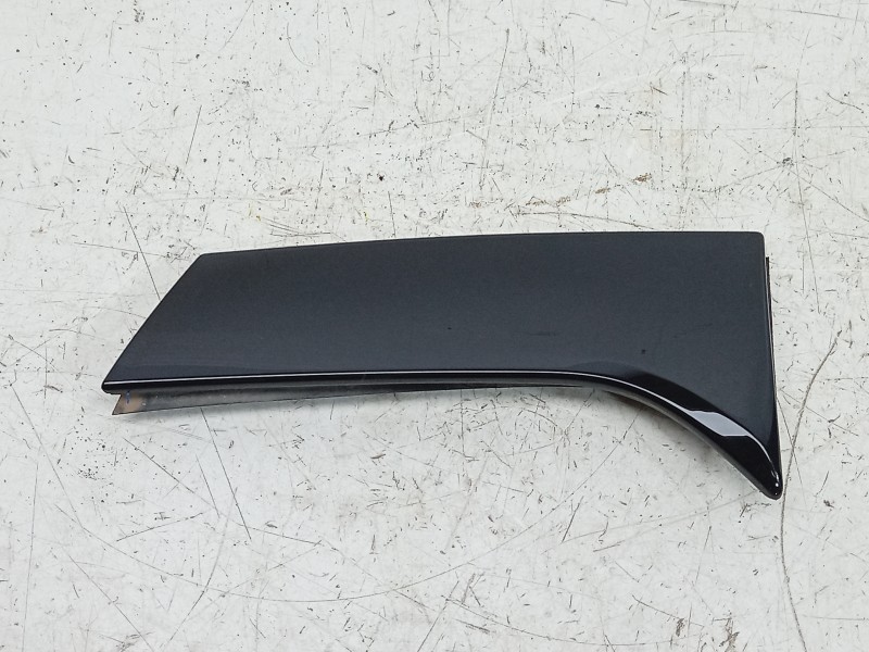 Recambio de moldura para opel crossland x / crossland (p17, p2qo) 1.2 (75) referencia OEM IAM  7823412 