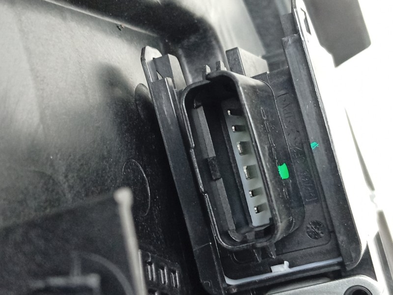 Recambio de elevalunas delantero izquierdo para kia xceed (cd) 1.6 gdi hybrid referencia OEM IAM  82471J7000 