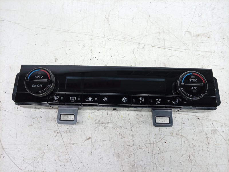 Recambio de mando climatizador para nissan qashqai iii (j12) 1.3 dig-t referencia OEM IAM  275006UN0C 