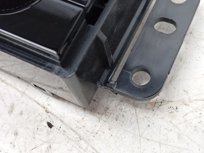 Recambio de mando climatizador para nissan qashqai iii (j12) 1.3 dig-t referencia OEM IAM  275006UN0C 