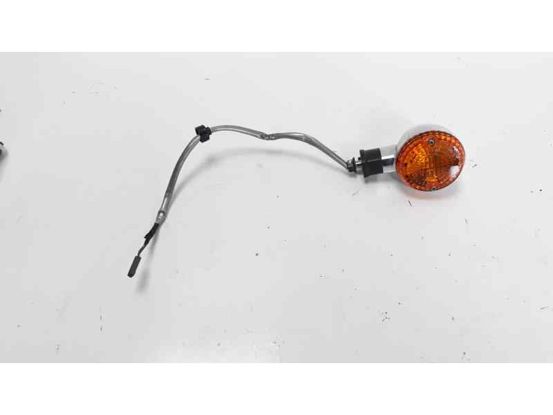 Recambio de piloto trasero derecho para kawasaki vn 750 / 800 / 900 vn 900 classic referencia OEM IAM   