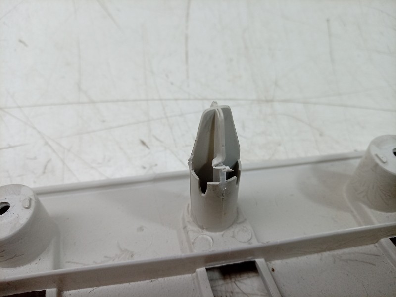 Recambio de moldura para ford transit courier b460 furgón/monospace 1.5 tdci referencia OEM IAM  ET76A115A00ALW 