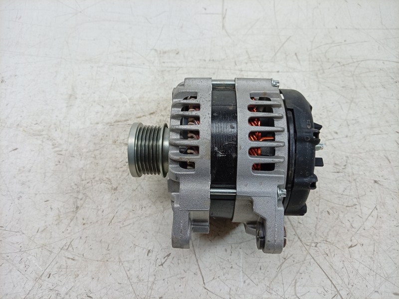 Recambio de alternador para kg mobility rexton referencia OEM IAM  A6711540302 
