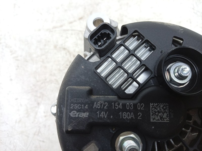 Recambio de alternador para kg mobility rexton referencia OEM IAM  A6711540302 