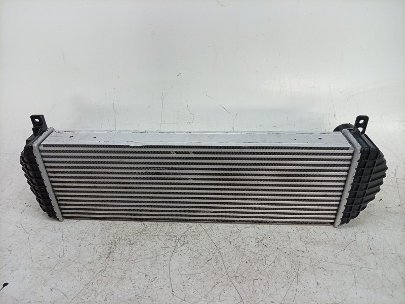 Recambio de intercooler para kg mobility rexton referencia OEM IAM 2371036202 2371036100 