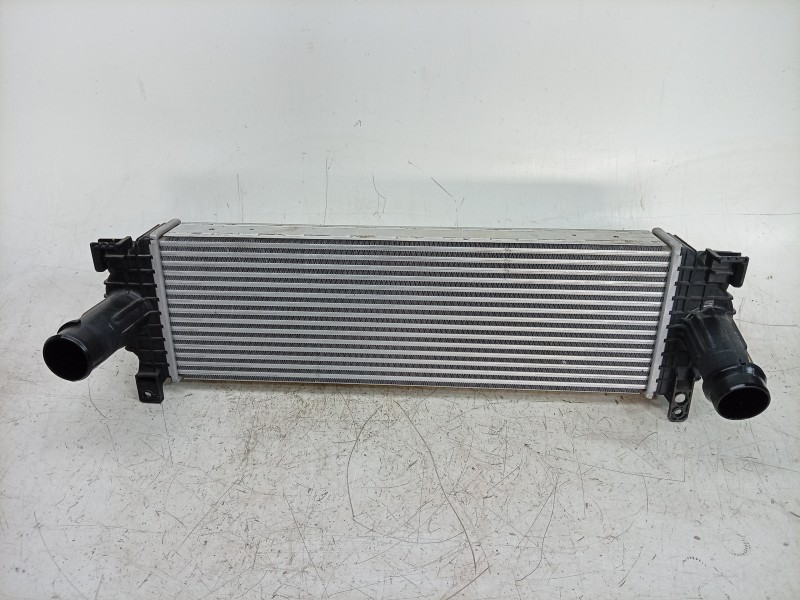Recambio de intercooler para kg mobility rexton referencia OEM IAM 2371036202 2371036100 
