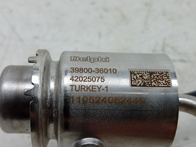 Recambio de inyector para kg mobility rexton referencia OEM IAM 42025075 3980036010 