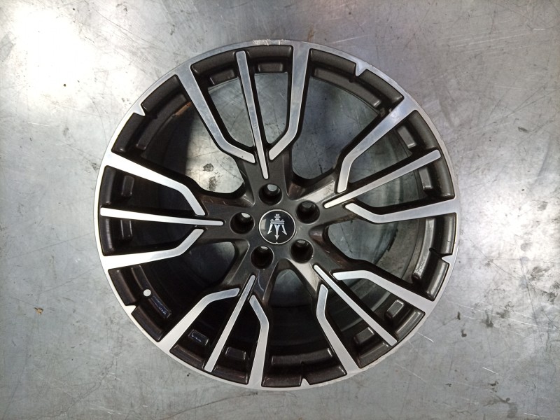 Recambio de llanta para maserati grecale gt mild hybrid q4 referencia OEM IAM  980182005 