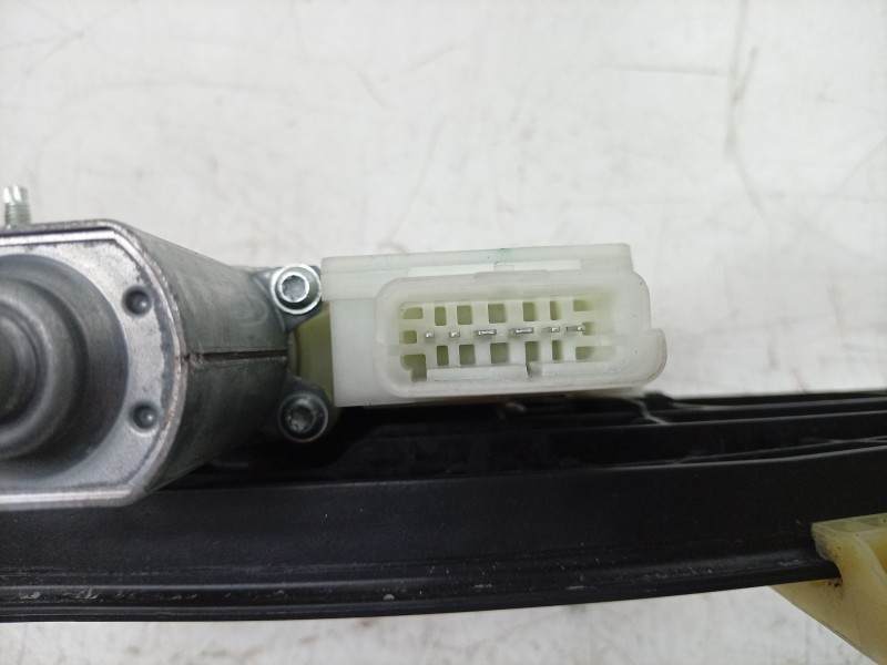 Recambio de elevalunas delantero izquierdo para renault captur ii (hf_) tce 90 (hfm6) referencia OEM IAM  807215326R 