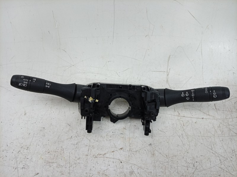 Recambio de mando multifuncion para renault captur ii (hf_) tce 90 (hfm6) referencia OEM IAM  255678675R 