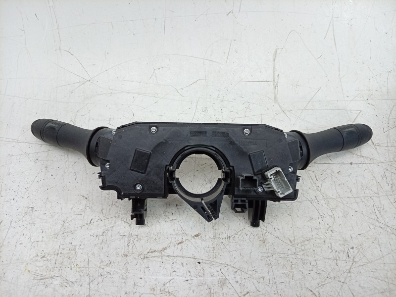 Recambio de mando multifuncion para renault captur ii (hf_) tce 90 (hfm6) referencia OEM IAM  255678675R 