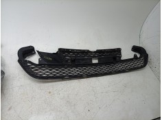 Recambio de rejilla delantera para land rover range rover evoque (l538) 2.0 d referencia OEM IAM  GJ3217K945  2
