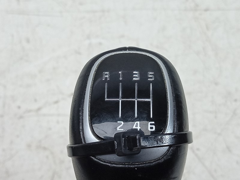 Recambio de pomo palanca cambio para kia sportage iv (ql, qle) 1.6 gdi referencia OEM IAM  43711D9100 