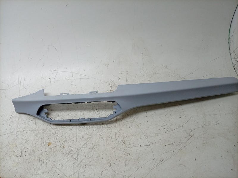 Recambio de moldura para seat arona (kj7, kjp) 1.0 tsi referencia OEM IAM  6F1854378B 