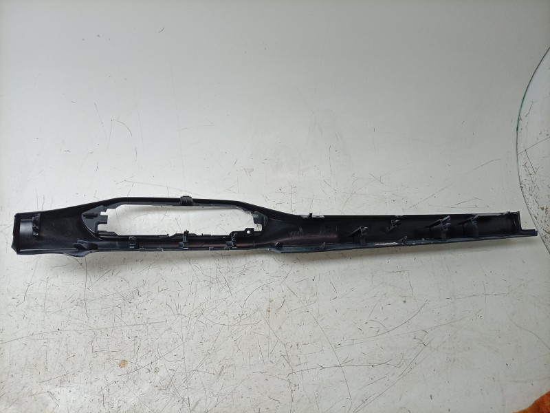 Recambio de moldura para seat arona (kj7, kjp) 1.0 tsi referencia OEM IAM  6F1854378B 