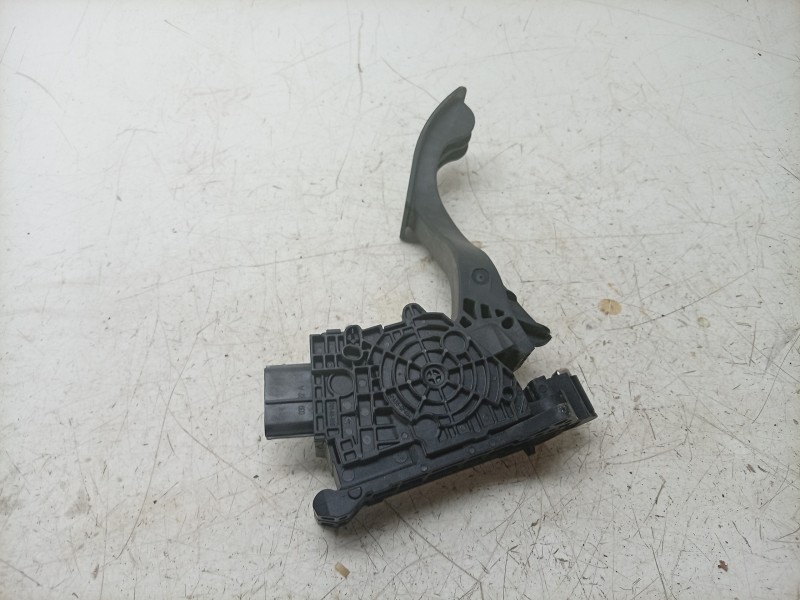 Recambio de potenciometro pedal para seat arona (kj7, kjp) 1.0 tsi referencia OEM IAM  2Q1723503 