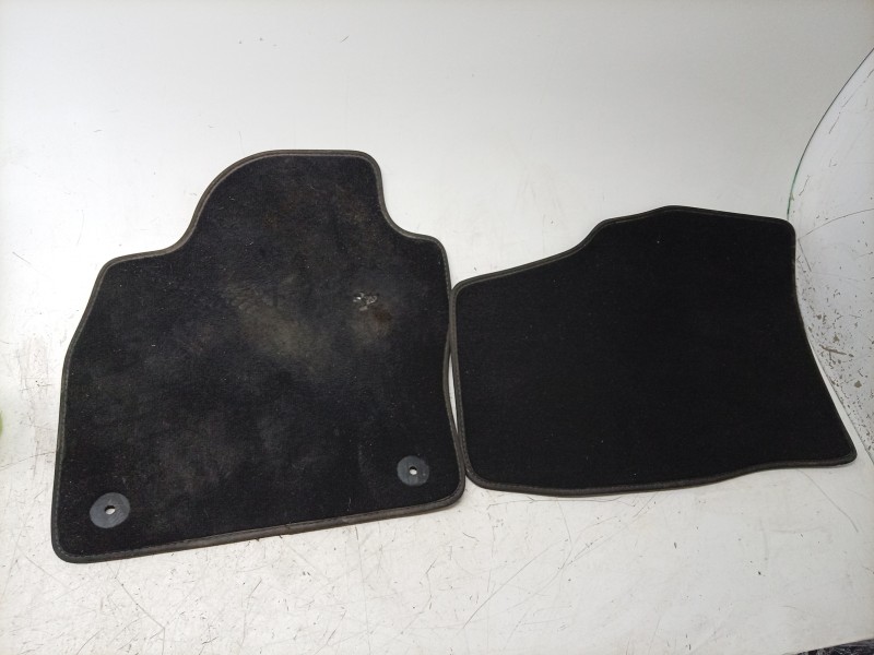Recambio de juego alfombrillas para seat ibiza v (kj1, kjg) 1.0 mpi referencia OEM IAM  6F1863011 