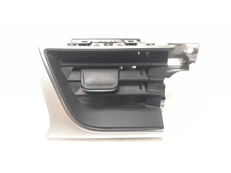 Recambio de rejilla aireadora para renault captur ii 1.0 tce referencia OEM IAM 687508890R  