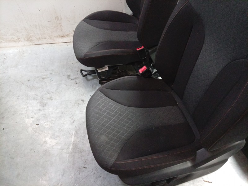 Recambio de juego asientos completo para mg hs (as23) 1.5 ehs hybrid (csa6463) referencia OEM IAM  7580367 